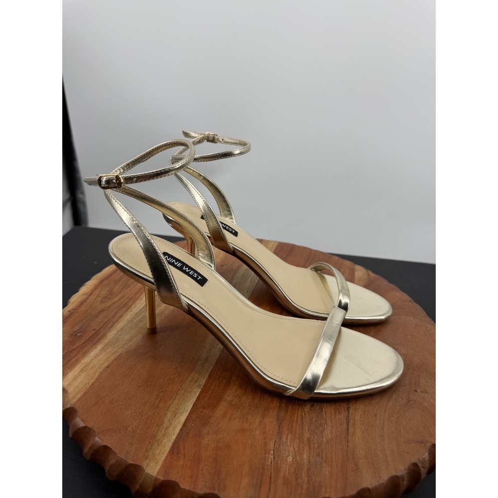 Nine West Waltz Heeled Sandal Women 7.5 Gold Metallic Ankle Strap Kitten Heel